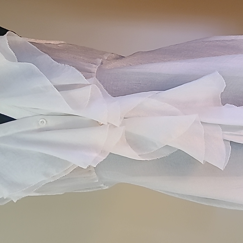 Vintage Ruffle Front Top - Picture 3 of 3